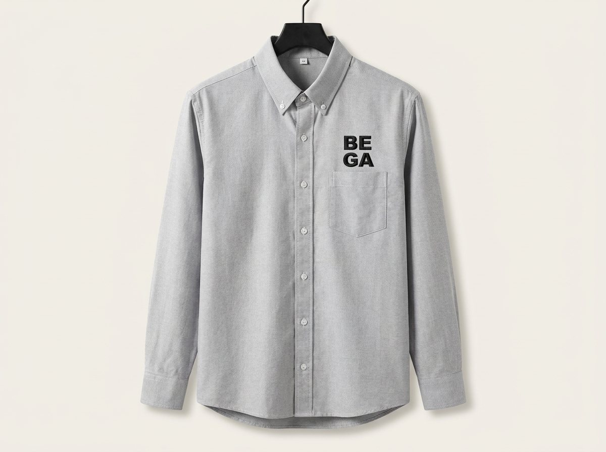 Camisa oxford gris con el logo de Bega bordado