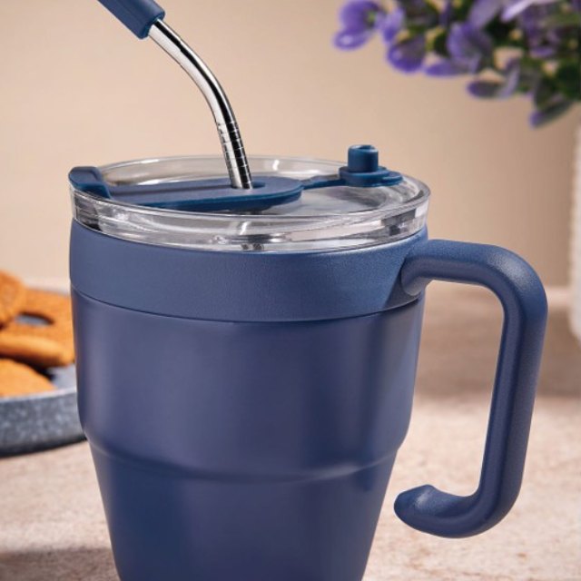 Taza térmica con popote