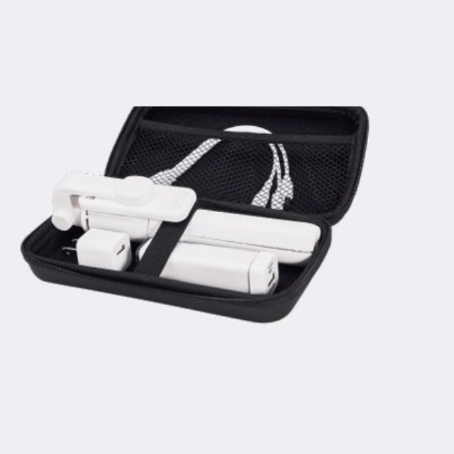 Kit tecnológico de viaje